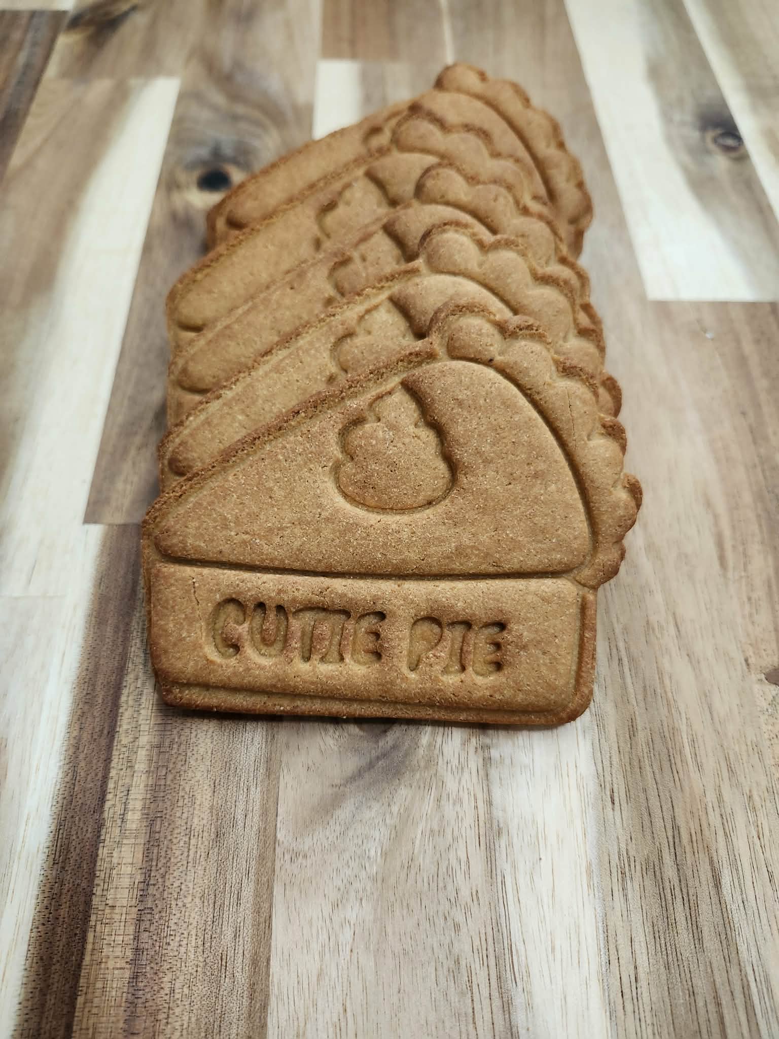 Cutie Pie Dog Cookie